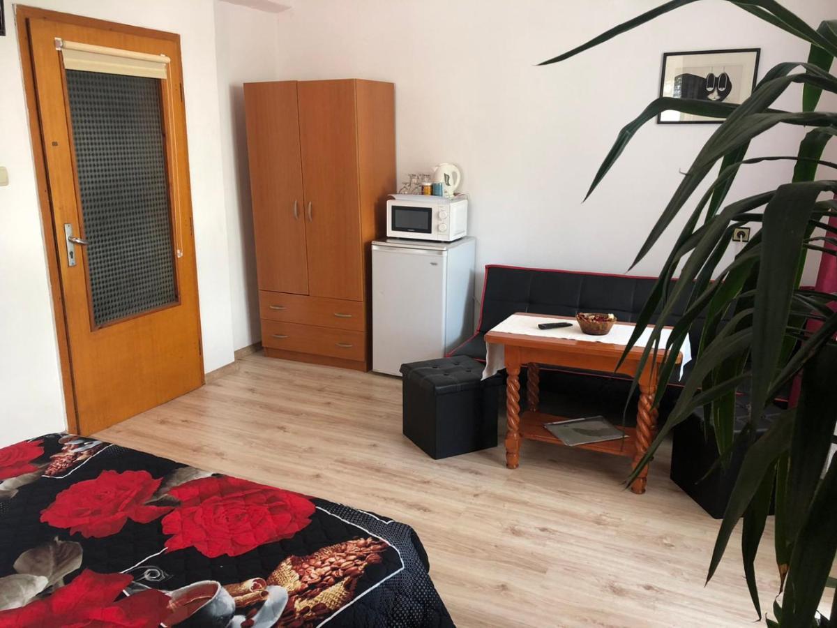 Guest House Liliya Sozopol Exterior foto